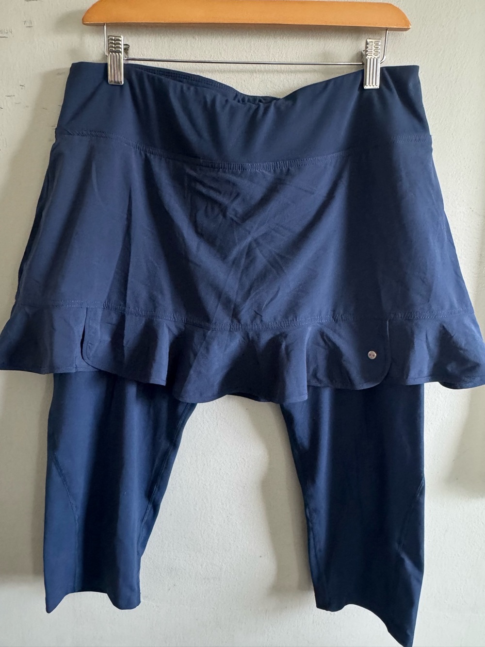 Ryka woman’s athletic skirt with built in shorts size large